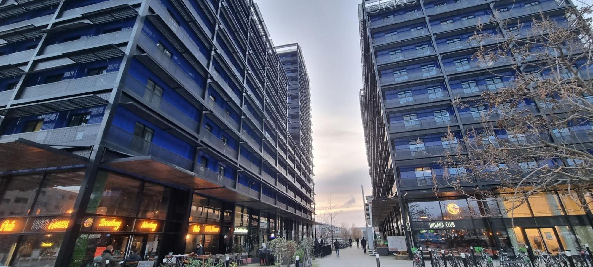 Bel Appartement Contemporain Avec Terrasse Climatisation Et Parking Payant En Option Straßburg Exterior foto