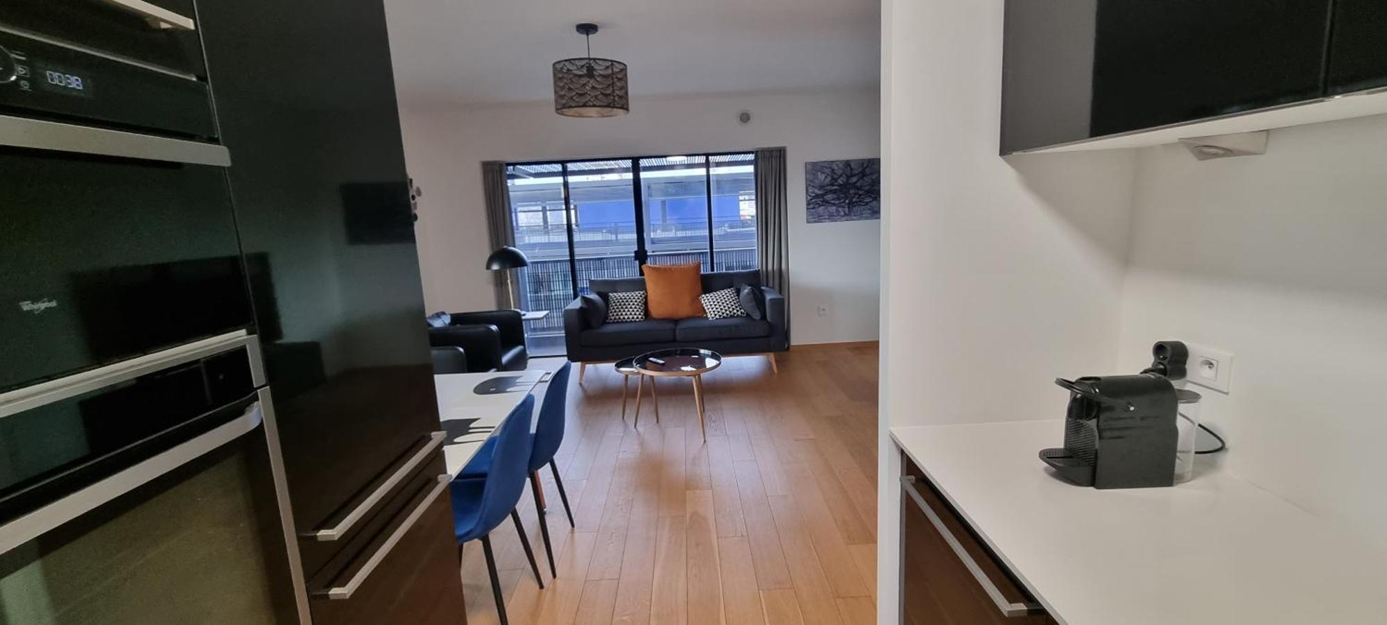Bel Appartement Contemporain Avec Terrasse Climatisation Et Parking Payant En Option Straßburg Exterior foto